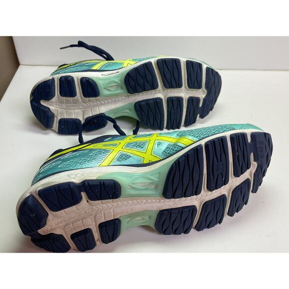 Women's Asics Gel-Cumulus 17 Ankle-High Running, SIze 6 1/2 - Picture 6 of 8